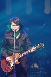 娱乐大爆料伍佰视频大全,伍佰经典视频大盘点,重温摇滚传奇时刻 第1张 娱乐大爆料伍佰视频大全,伍佰经典视频大盘点,重温摇滚传奇时刻 第1张